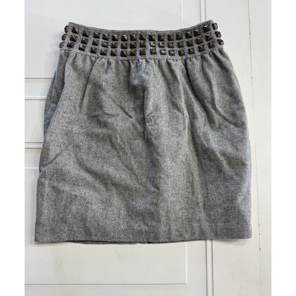 Silence + Noise Gray Wool Blend Studded Mini Skirt Size 0 XS Zip Up - Picture 1 of 7